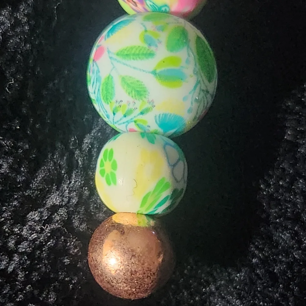 Beautiful Floral Beads Keychain